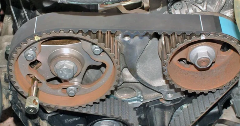 Worn cambelt and pulleys